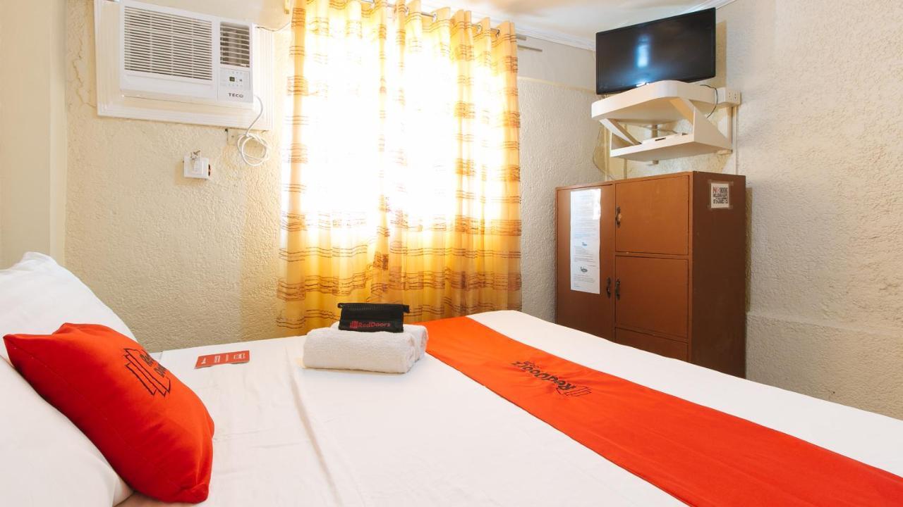 Reddoorz Plus At Lagoon Resort Zambales Олонгапо Екстериор снимка