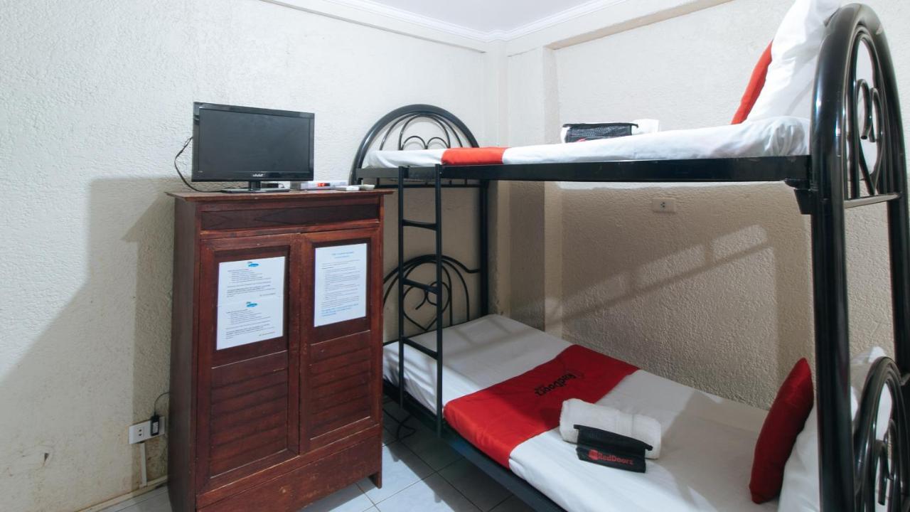 Reddoorz Plus At Lagoon Resort Zambales Олонгапо Екстериор снимка