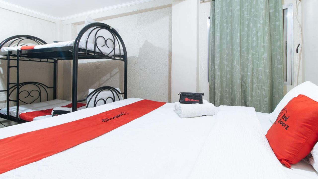 Reddoorz Plus At Lagoon Resort Zambales Олонгапо Екстериор снимка