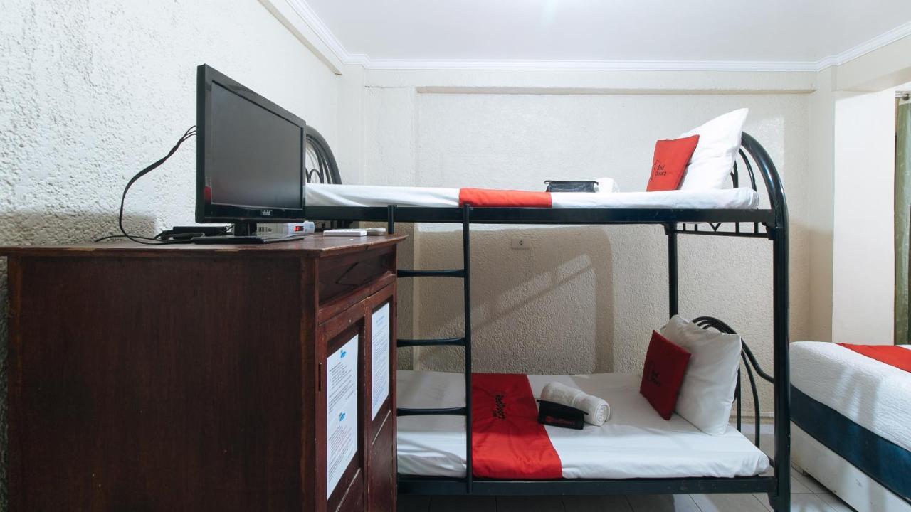 Reddoorz Plus At Lagoon Resort Zambales Олонгапо Екстериор снимка
