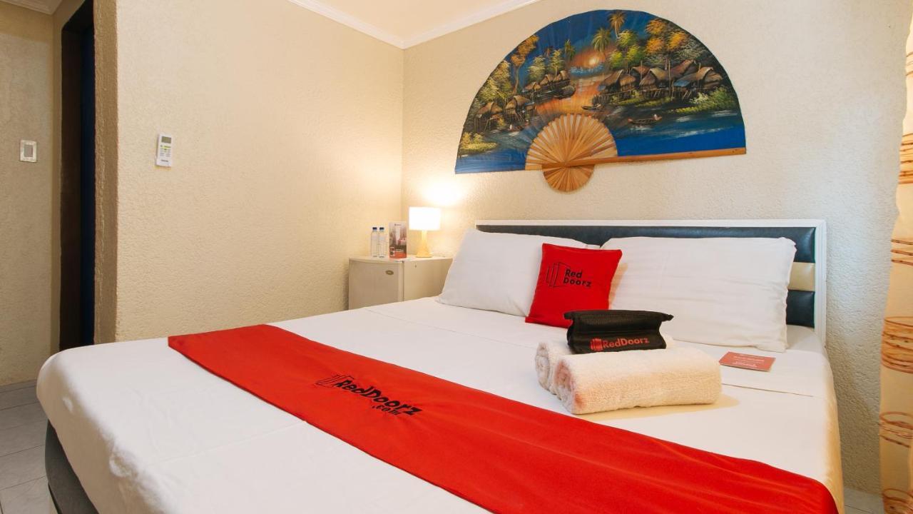 Reddoorz Plus At Lagoon Resort Zambales Олонгапо Екстериор снимка